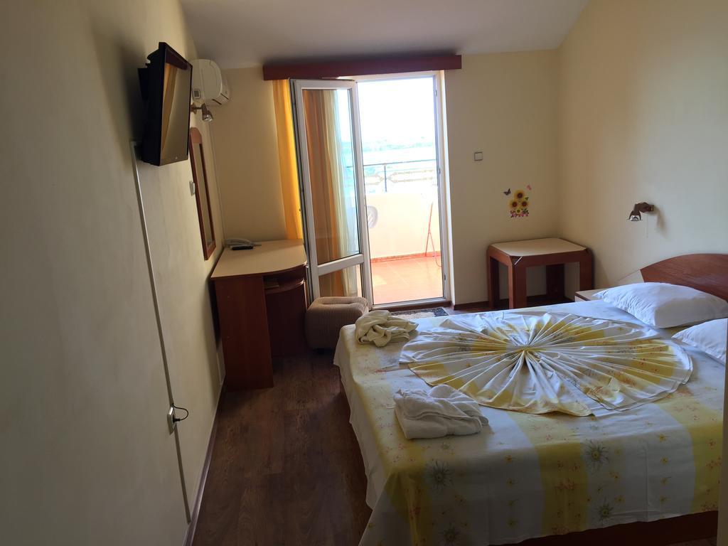 Guest House Hetodon Sozopol Esterno foto